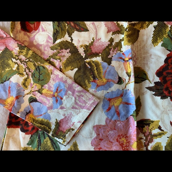 Guess top - Picture 5 of 6